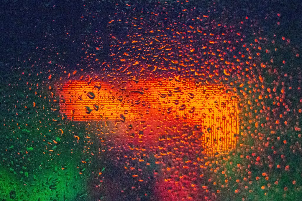 Drops and traffic lights
